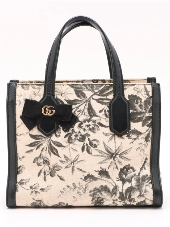Gucci Handbags - Gucci Exclusive 2 Way J16 MOG